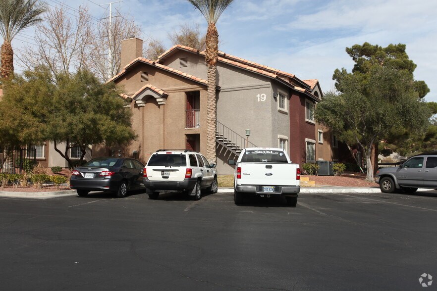 Dolce By The Lakes Rentals Las Vegas, NV