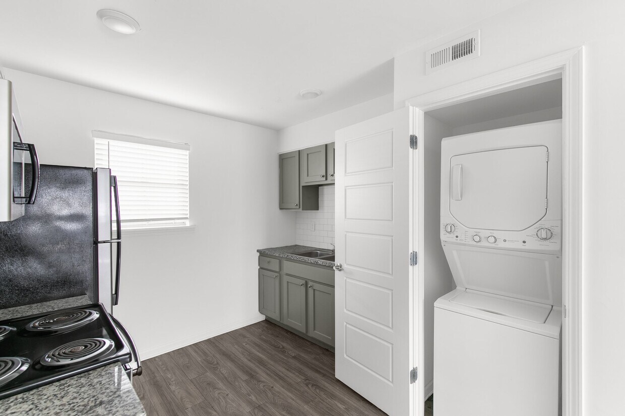 Linwood Park Apartments in Birmingham, AL