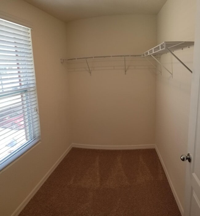 Building Photo - 3/2.5 Port Orange Townhome