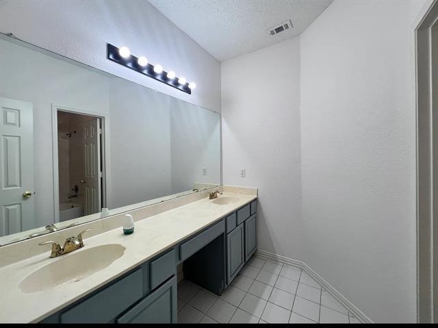 Foto del edificio - 2714 Winterberry Dr