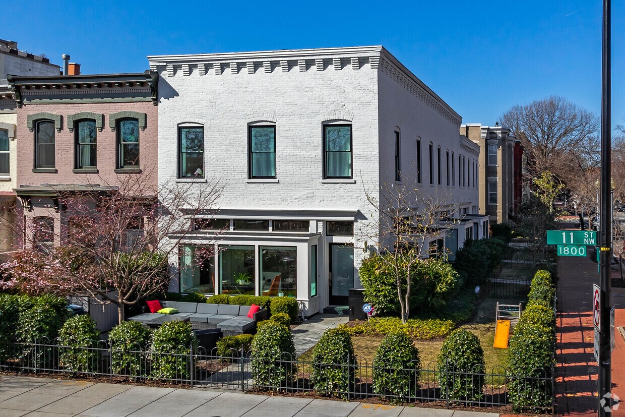 Primary Photo - 1838 11th St NW