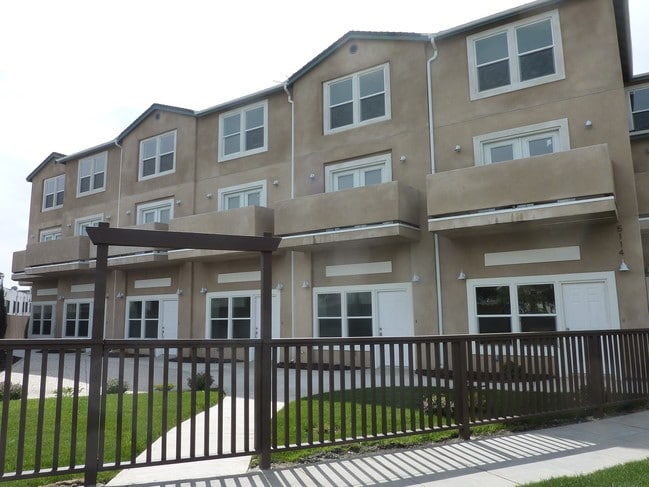 Foto principal - 5114 Wall Ave