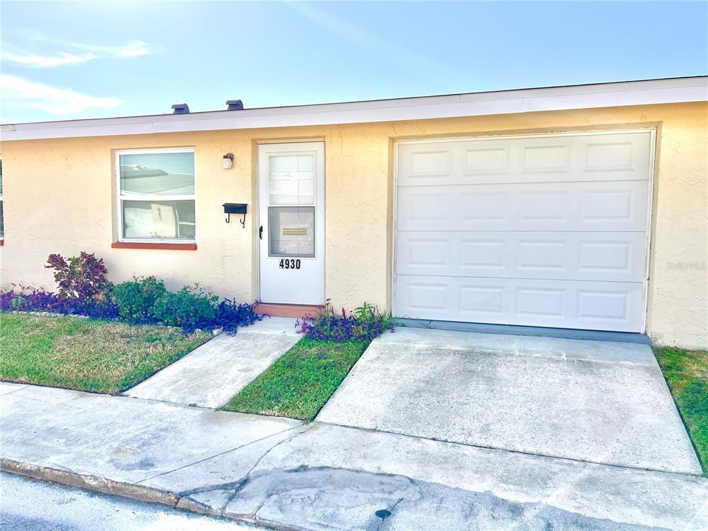 Foto principal - 4930 Elkner St