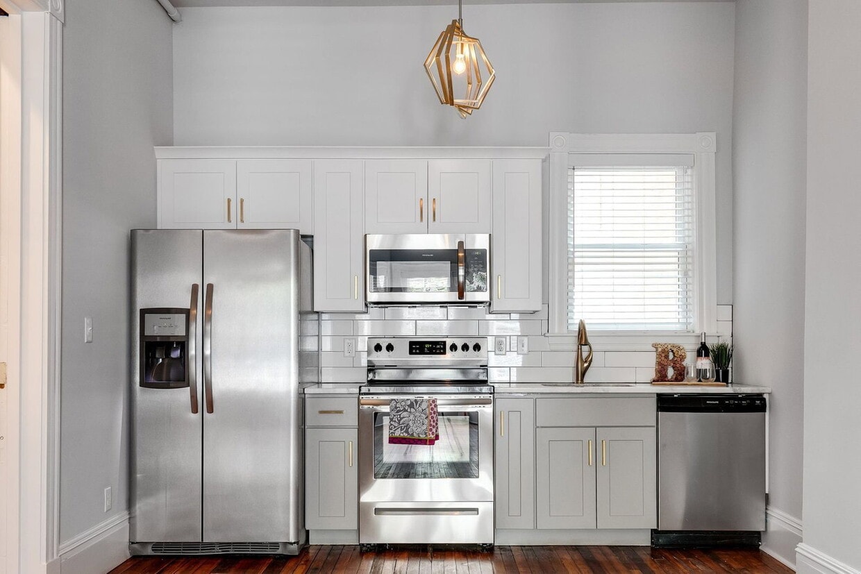 Photo - 1302 Floyd Avenue