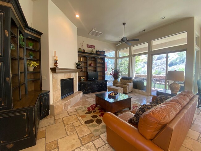 Foto del edificio - Furnished home in Sunbrook!