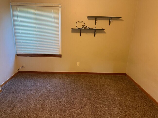 Foto del edificio - 2551 Tilbrook Rd
