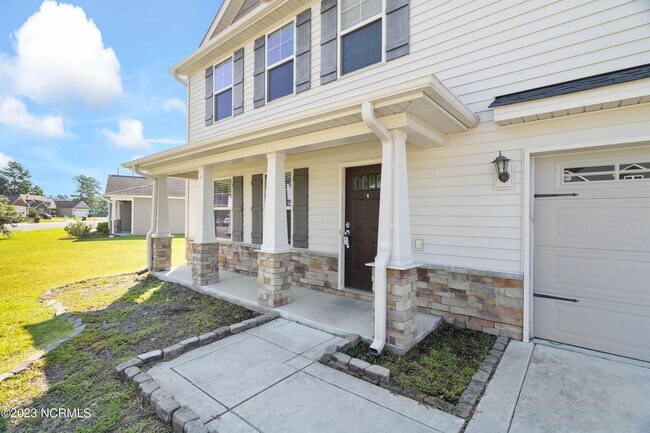 Building Photo - 809 Dynasty Dr