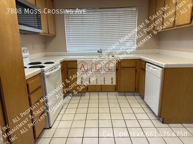Foto del edificio - 7808 Moss Crossing Ave