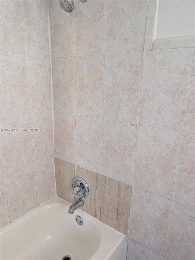 Foto del edificio - 1461 SW 5th St