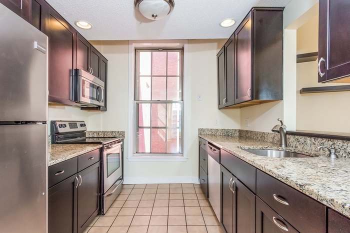 Photo - 219 Central St (Lowell, MA)