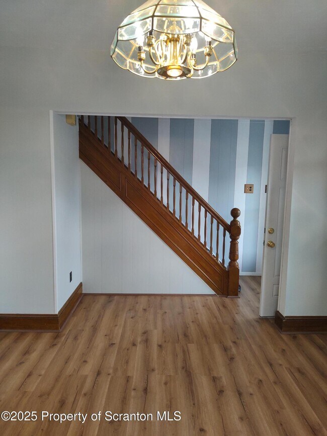 Foto del edificio - 1023 Carmalt St