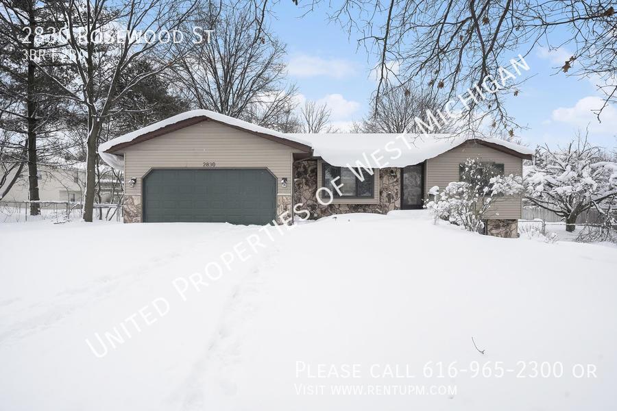 Primary Photo - Tours Estimated to Begin 3/11 | Beautiful ...