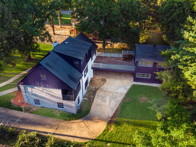 Foto del edificio - 7605 Fleming Hills Dr SW