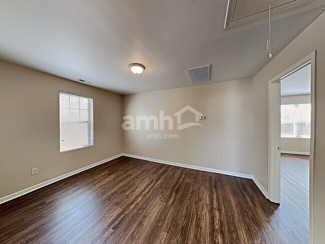 Building Photo - 186 Callahan Trl