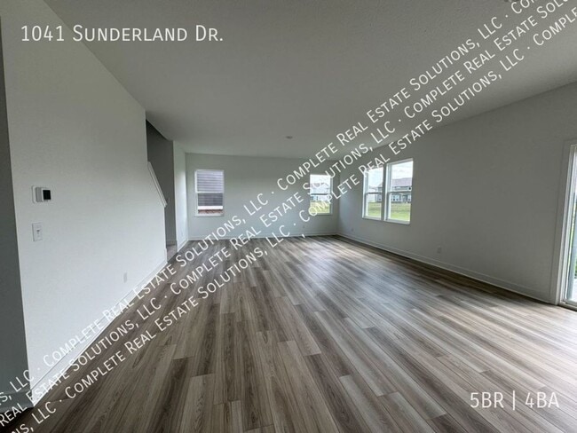 Foto del edificio - 1041 Sunderland Dr