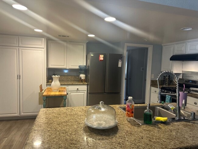 Foto del edificio - 435 Willapa Ln