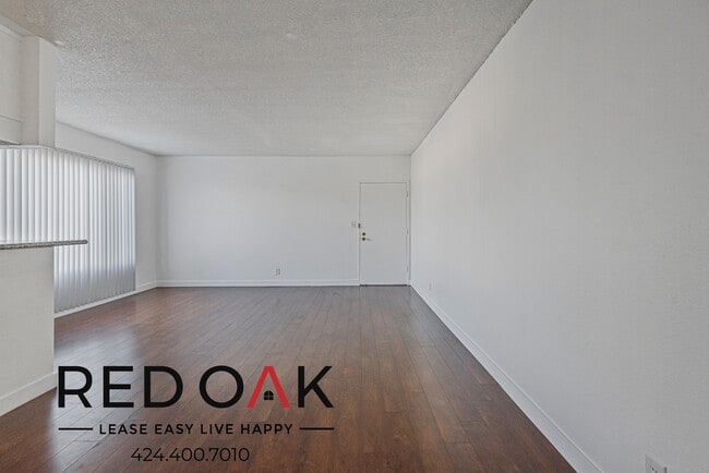 Foto del edificio - 14424 Budlong Ave