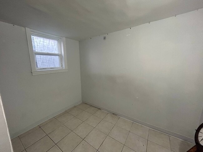 Building Photo - 1466 Commonwealth Ave