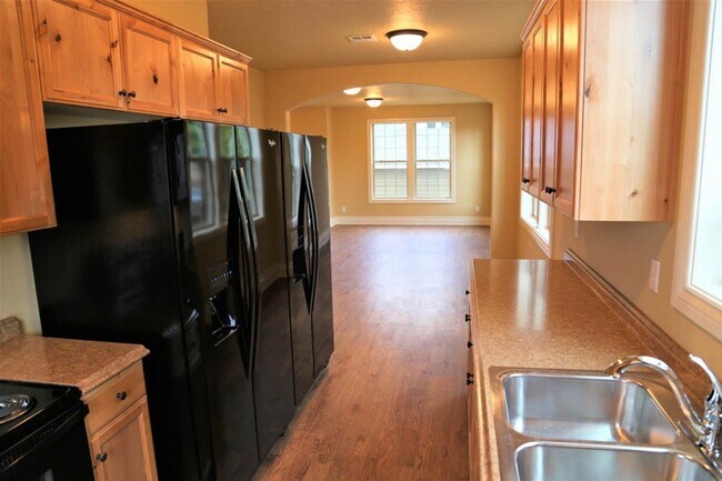 Foto del edificio - New Home! 5 Bedroom, Bonus Room, 6 Bathrooms