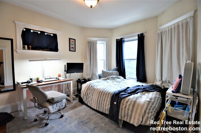 Foto del edificio - 67 Washburn Ave