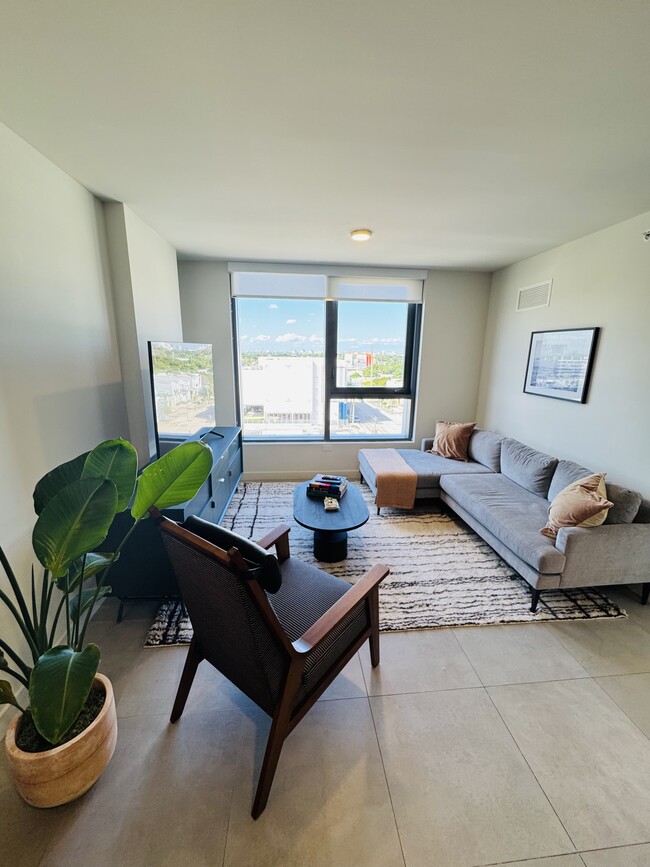 Building Photo - 224 NW 31st St