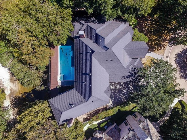 Building Photo - 17607 Cedar Creek Canyon Dr