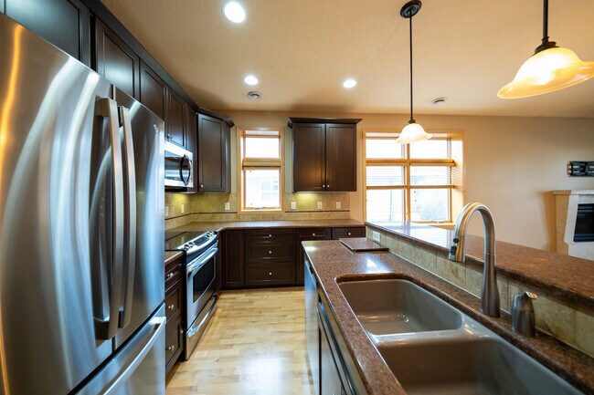 Foto del edificio - 852 W Berwood Ave