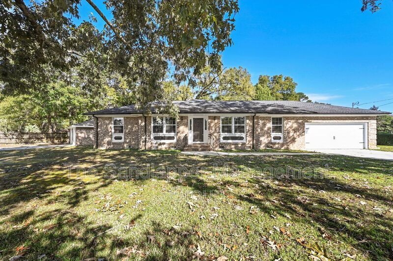 Primary Photo - 8608 Vistavia Rd
