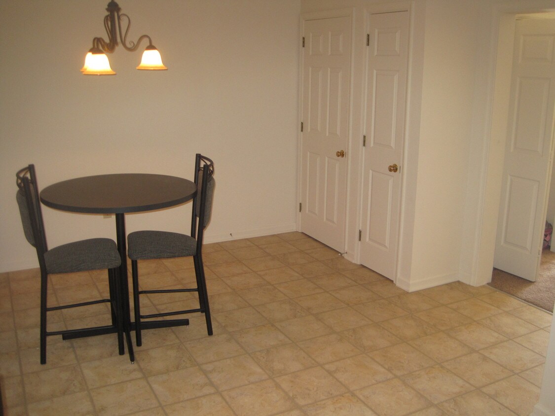 Foto del edificio - 6342 Darlington Dr