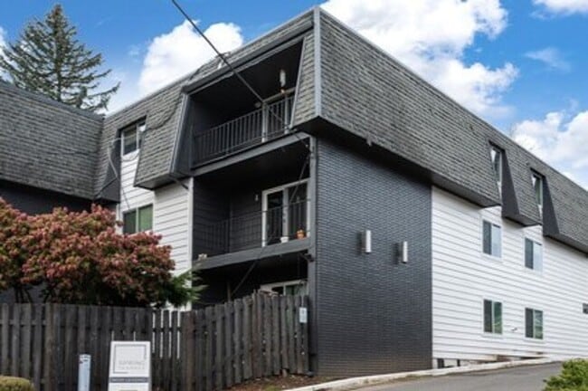 Interior Photo - #323 SPRING TERRACE