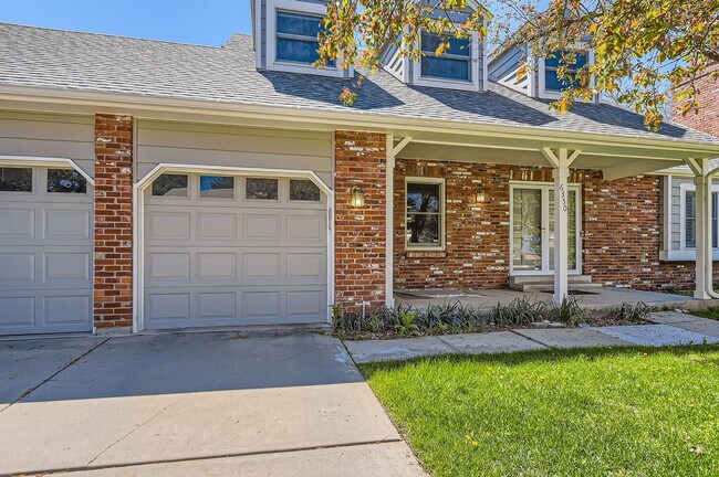 Foto del edificio - Gorgeous Home in Centennial w/Beautiful Fi...