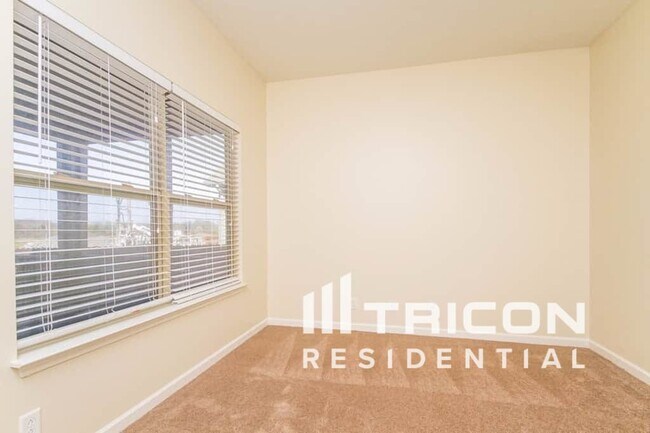 Building Photo - 1712 Colyn Avenue