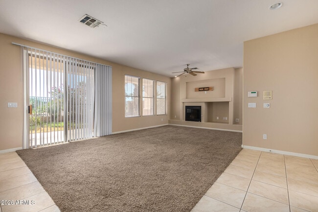 Building Photo - 13746 W Cypress St