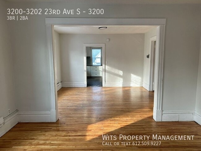 Building Photo - 3200-3202 23rd Ave S-3200