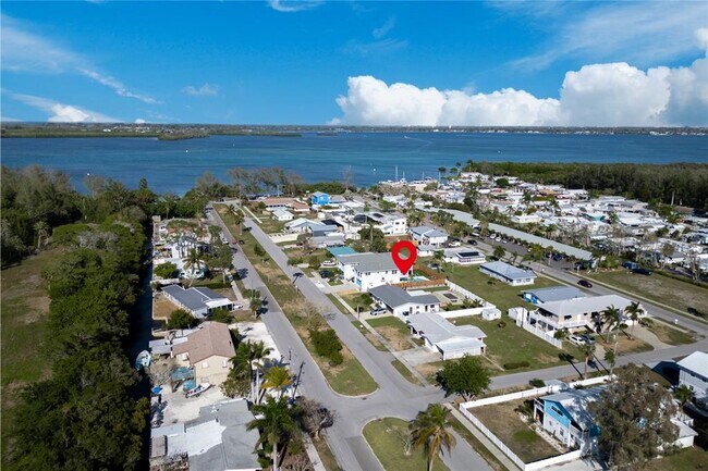 Foto del edificio - 3719 118th St W