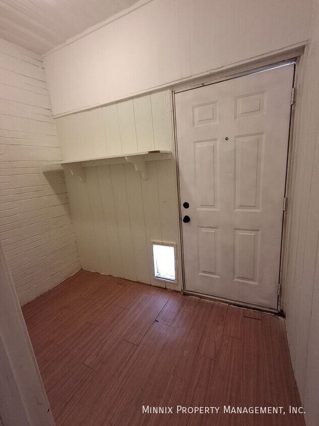 Foto principal - 22931 Compound Rd