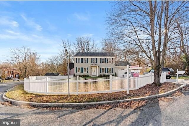 Building Photo - 5101 Lansing Dr