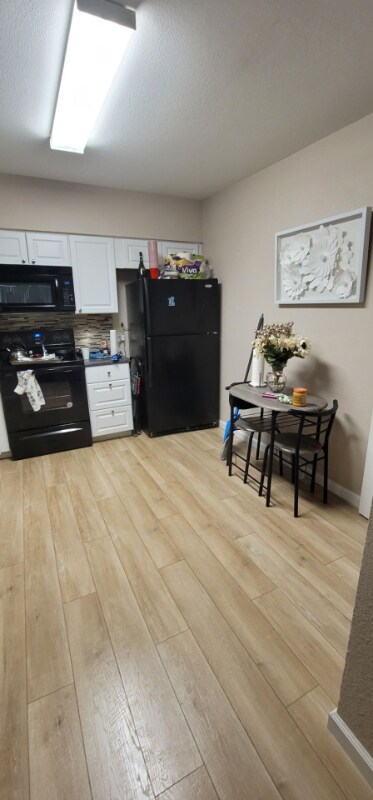 Foto del edificio - 3681 Michigan Ave