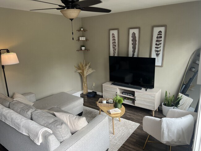 Foto del edificio - 17 North Dr