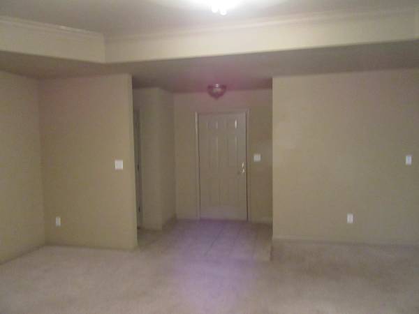 Building Photo - 9007 Shell Cove