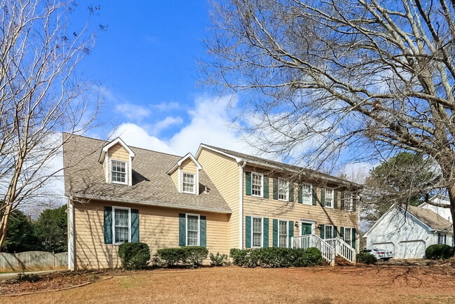 Building Photo - 2481 Meadowglen Trail