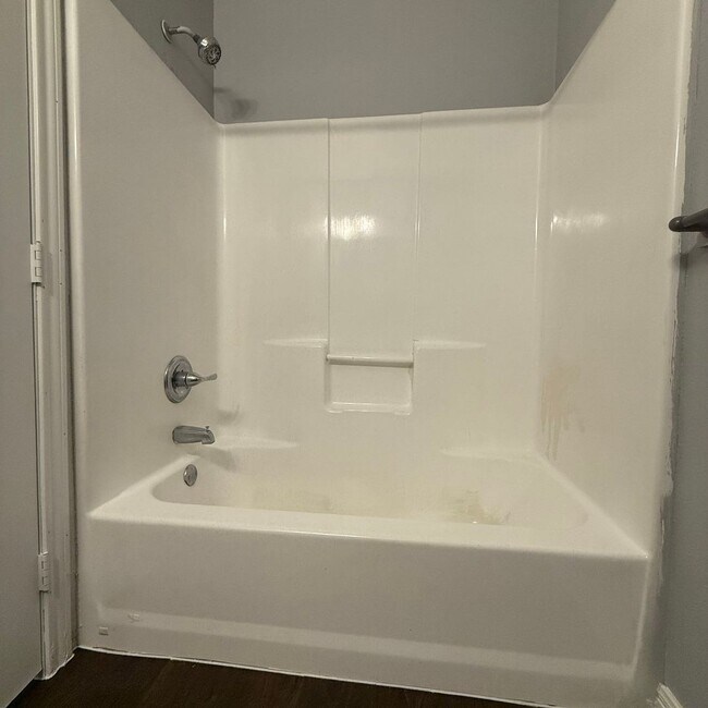 Foto del edificio - $500 Off 1st Full Month!* All Utilities In...