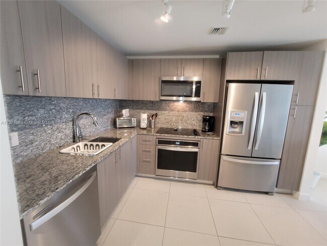 Foto del edificio - 5350 NW 84th Ave