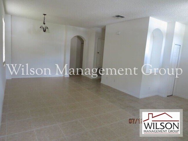 Building Photo - 4 br, 2 bath House - 5327 Adair Oak Drive