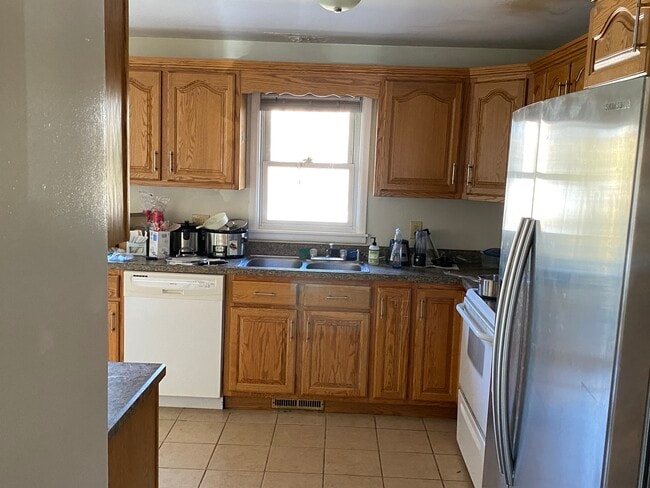 Foto del edificio - 1709 Atwater Ave