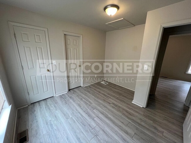 Foto del edificio - Room in Apartment on Beck St