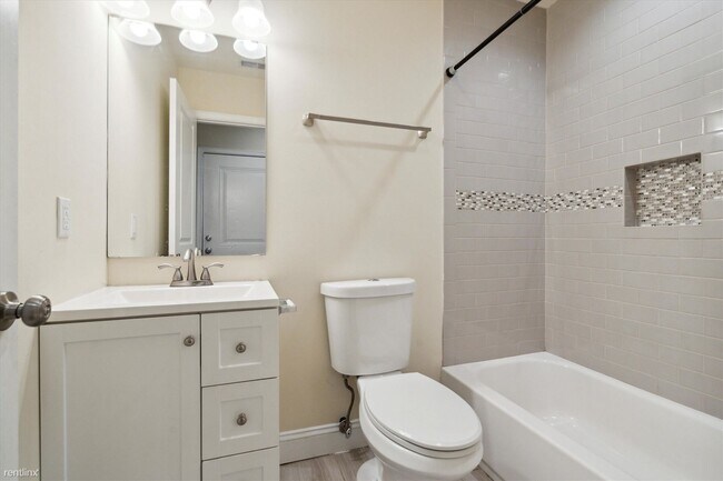 Foto del edificio - 4 br, 2 bath Duplex - 1521 SEYBERT ST Unit...