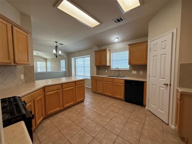 Building Photo - 3403 Rod Carew Dr