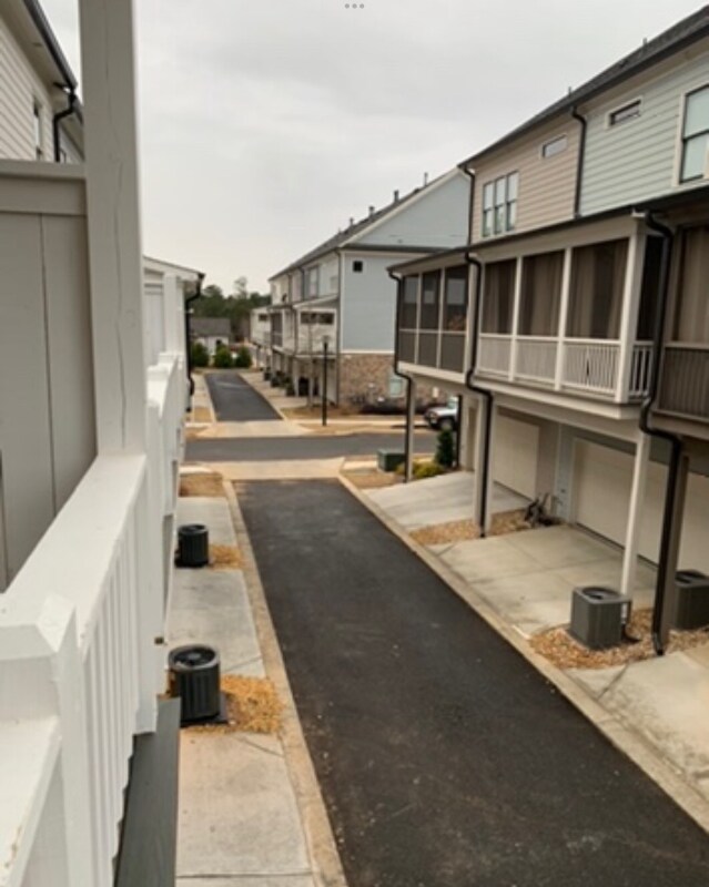 Building Photo - 300 Riverton Way