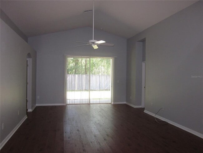 Building Photo - 30653 Midtown Ct